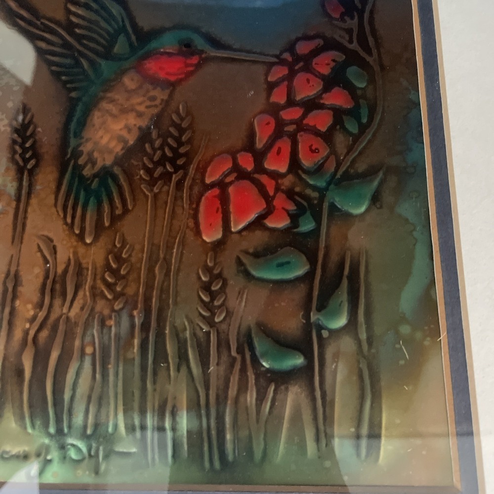 Don J. Dye Repousse Art Hummingbird Hammered Metal Copper Painted 15x12" Frame - Picture 5 of 8